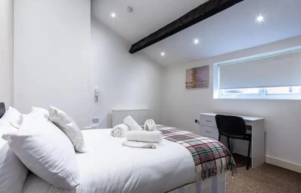 Kelvin Grove By Ustay Liverpool